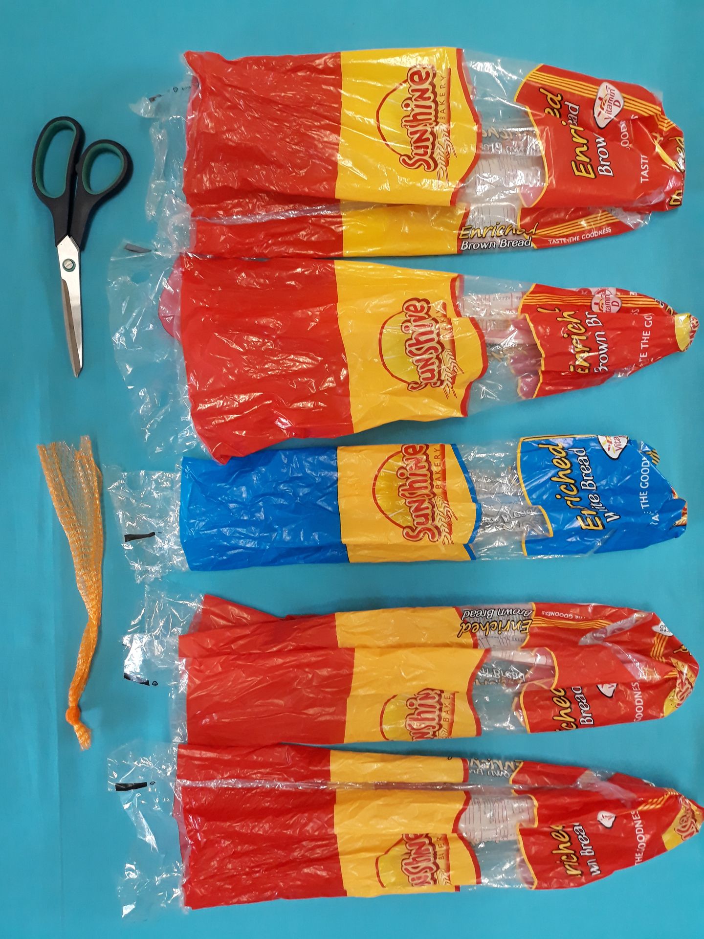 Bread bags and scissors