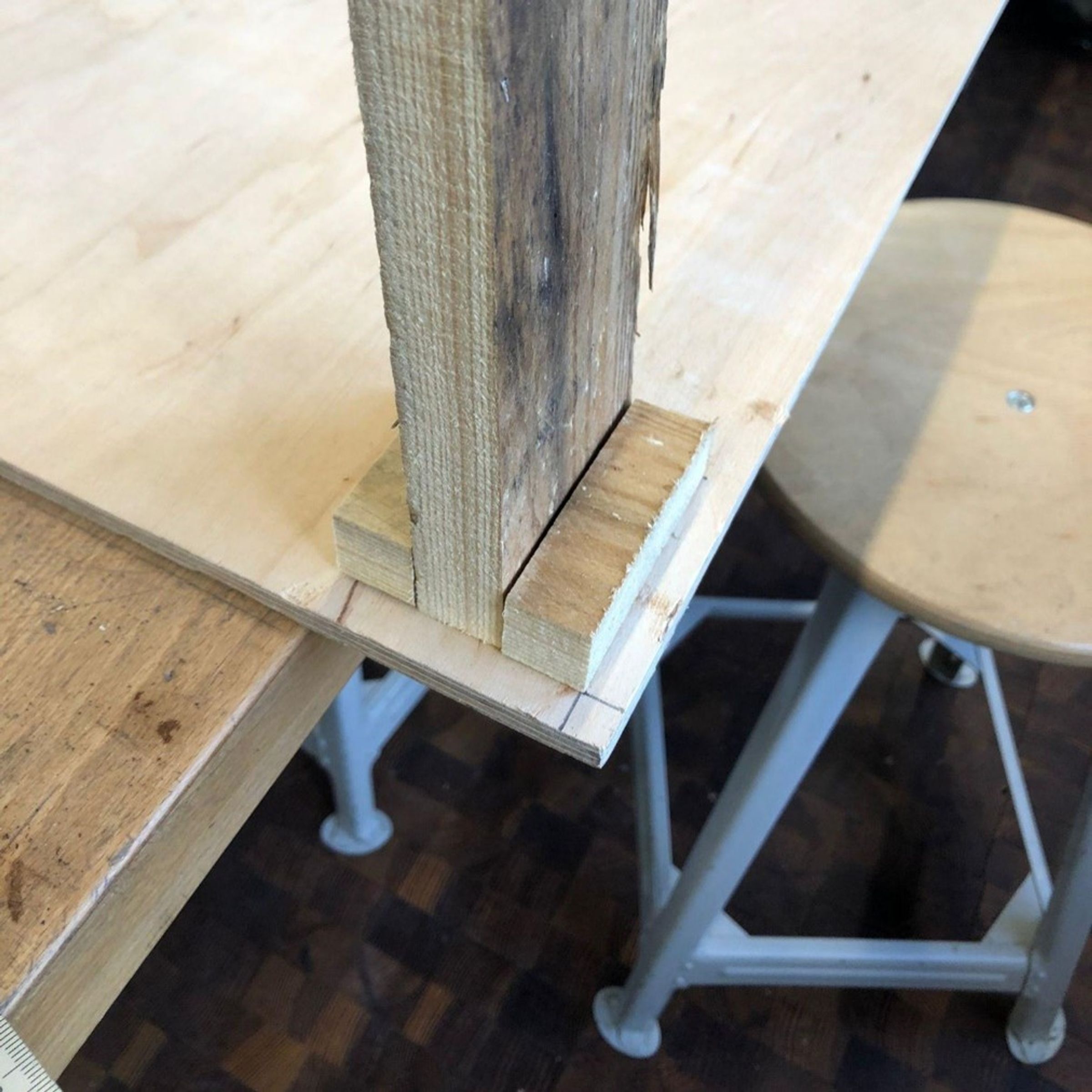 Do the insertion rails for the front feet