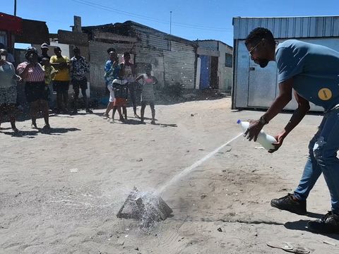 Demonstration of fire extinguisher